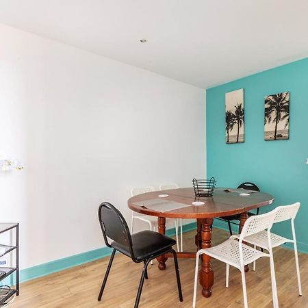 Chic Apart With Parking Apartment Mantes-la-Jolie Bagian luar foto